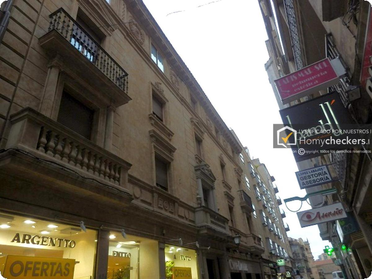 Homyat Prior Isidros, Plaza Mayor Salamanca Exterior foto